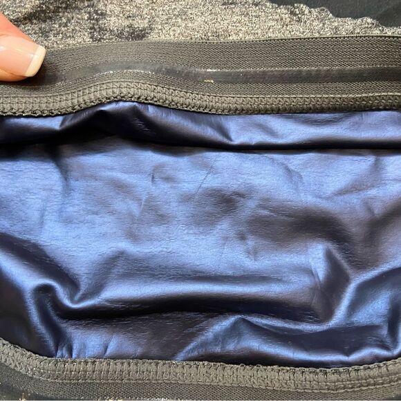 New without Tags Ladies Sweat Shaper Camo Tank‎ and Leggings Set Large/XL - Picture 8 of 16